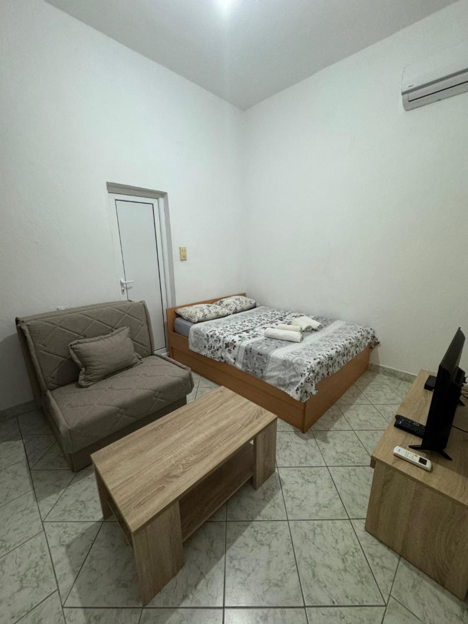 Apartments Stefan Sutomore Dış mekan fotoğraf